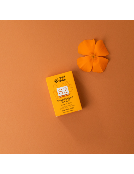 NOURISHING SOLID SHAMPOO