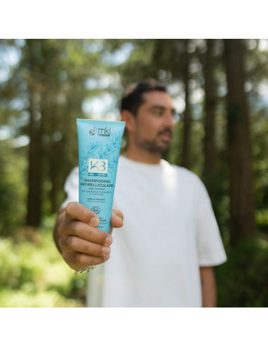 ANTI-DANDRUFF SHAMPOO