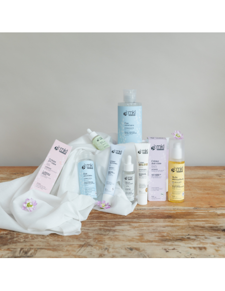 MOISTURIZING MICELLAR WATER