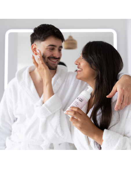 OXYGENATING CLEANSING FOAM